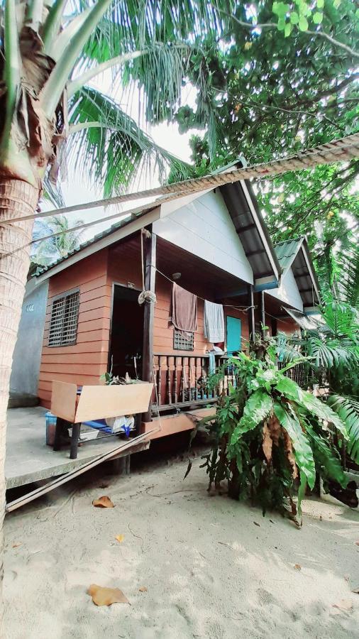 Beer'S House Bungalows เบียร์เฮ้าส์บังกะโล Ban Lamai Екстериор снимка