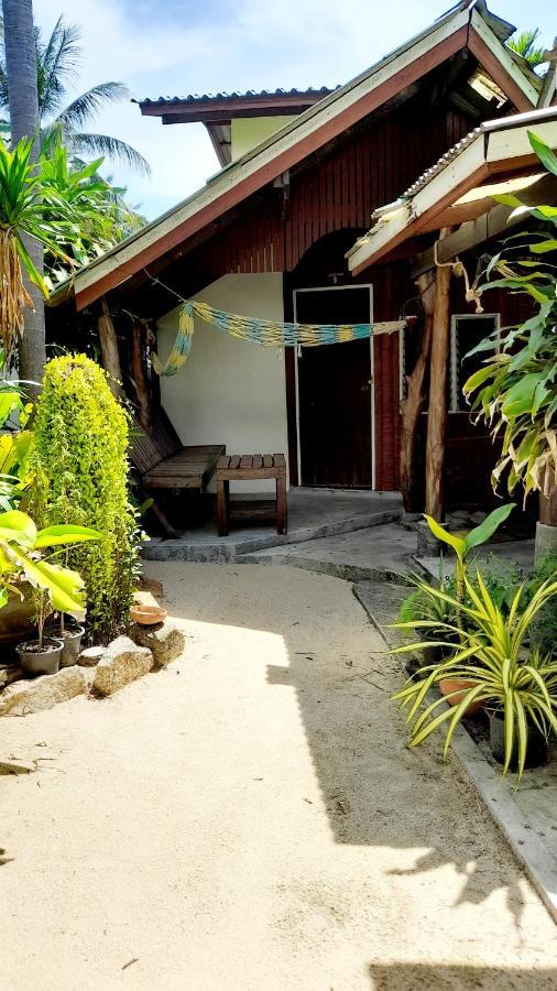 Beer'S House Bungalows เบียร์เฮ้าส์บังกะโล Ban Lamai Екстериор снимка