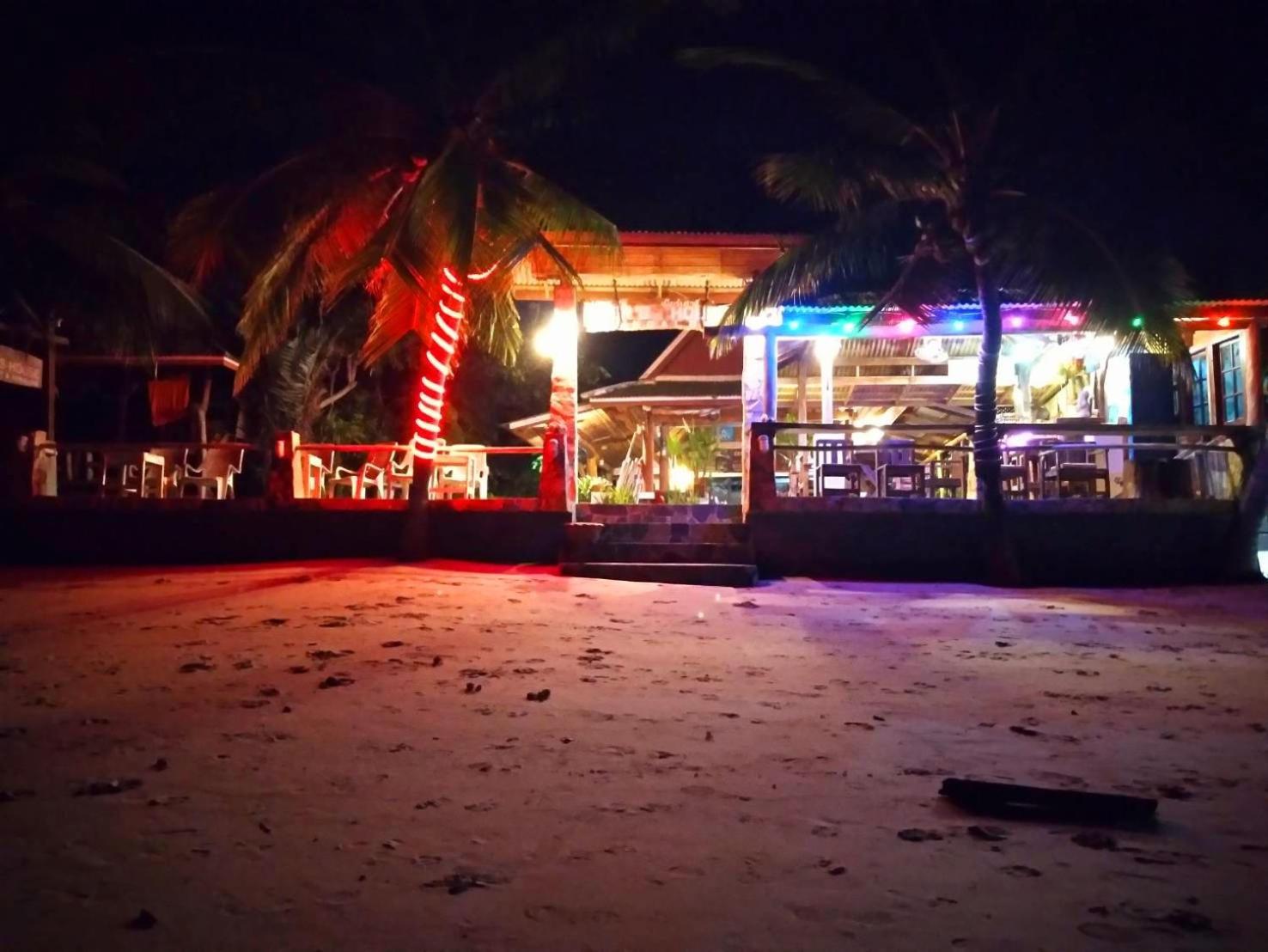 Beer'S House Bungalows เบียร์เฮ้าส์บังกะโล Ban Lamai Екстериор снимка