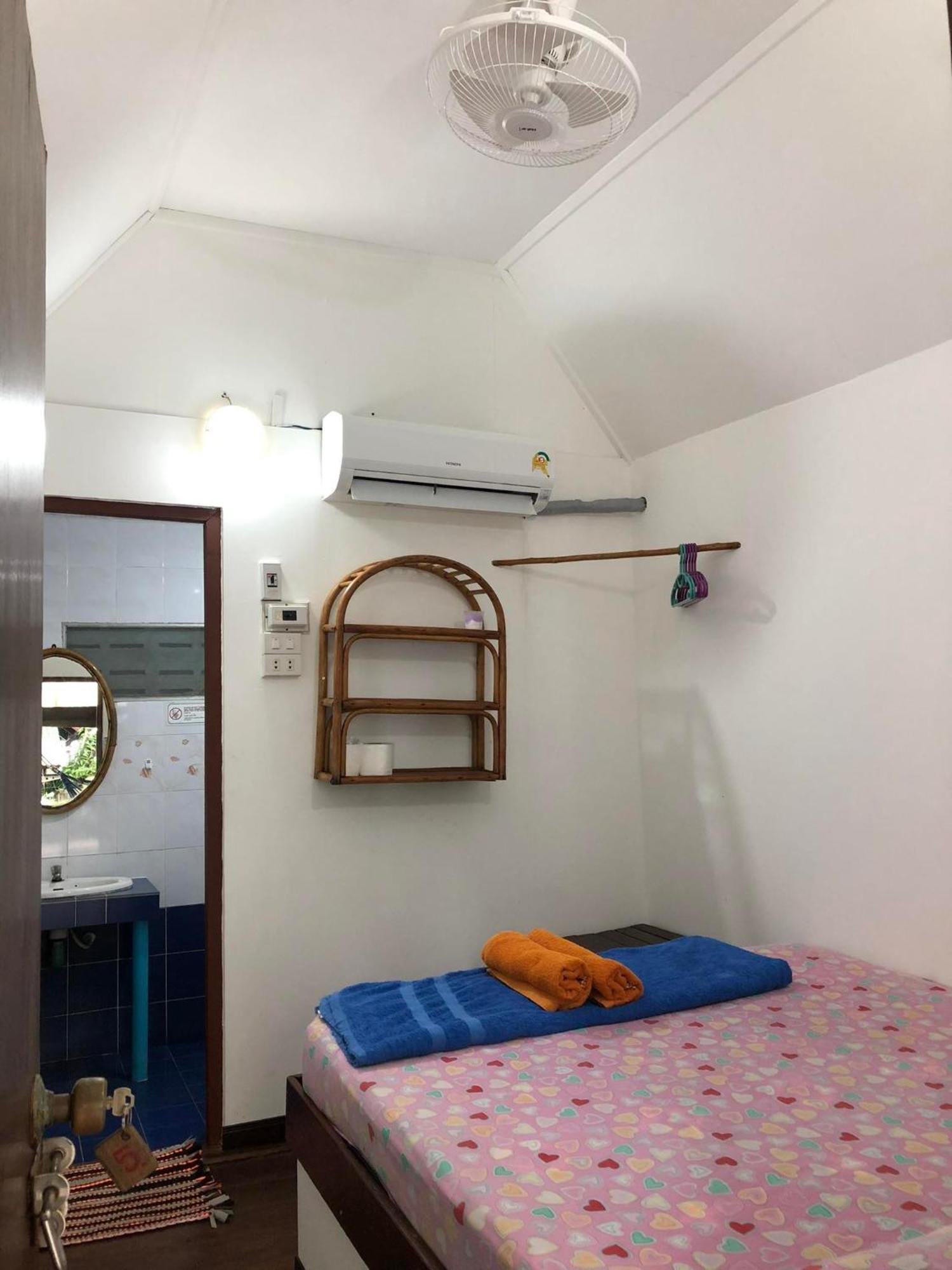 Beer'S House Bungalows เบียร์เฮ้าส์บังกะโล Ban Lamai Екстериор снимка