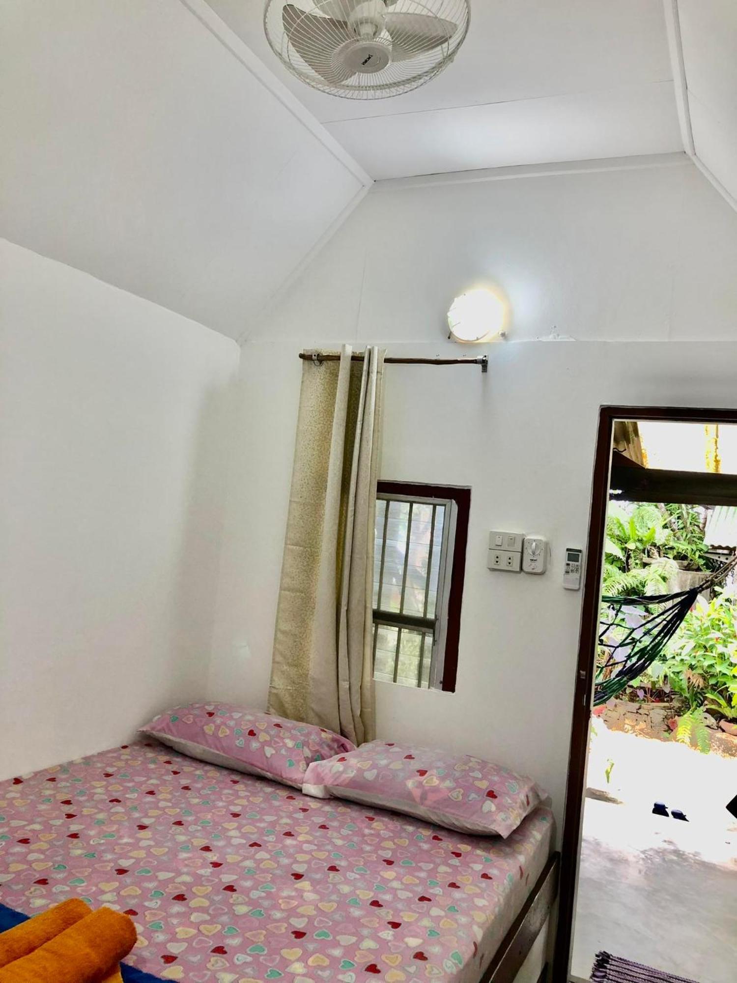 Beer'S House Bungalows เบียร์เฮ้าส์บังกะโล Ban Lamai Екстериор снимка