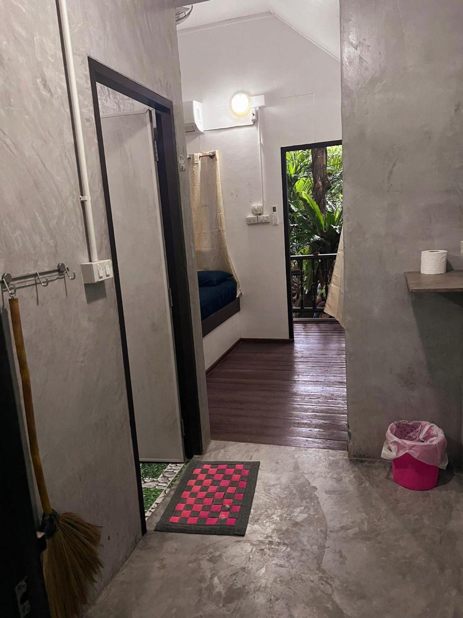 Beer'S House Bungalows เบียร์เฮ้าส์บังกะโล Ban Lamai Екстериор снимка